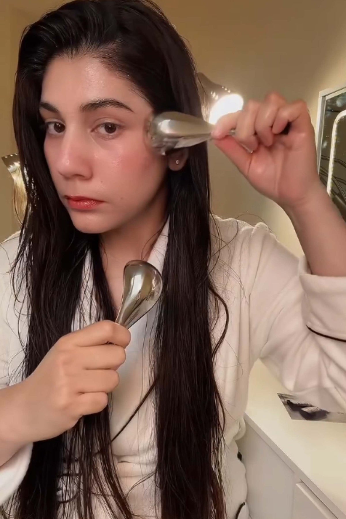 Cryo tools to depuff and decongest stressed skin